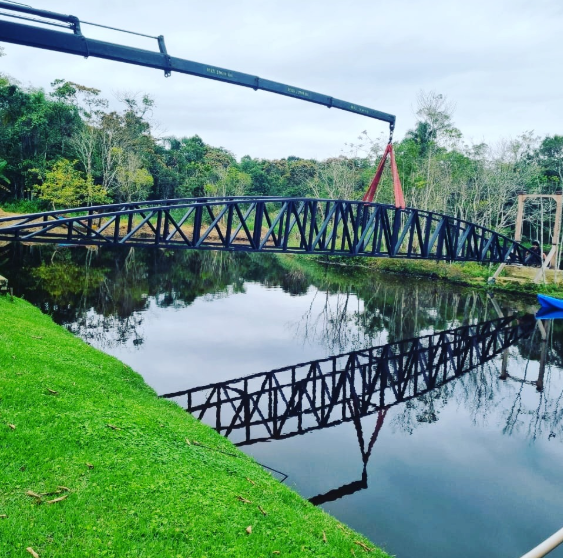 Ponte Perfil U na Chácara Vila Vane Farm